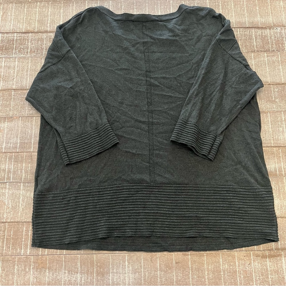Dark Green Long Sleeve Top 1X - Picture 2 of 2
